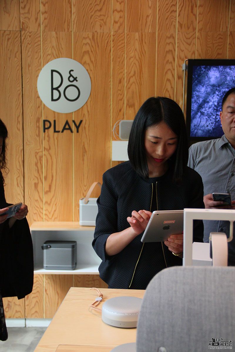 小身材大嗓门 B&O PLAY推出A1便携式音箱 智能公会