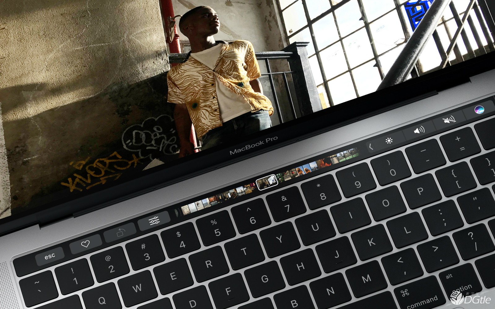 苹果发布全新 MacBook Pro  你的肾准备好了吗 智能公会