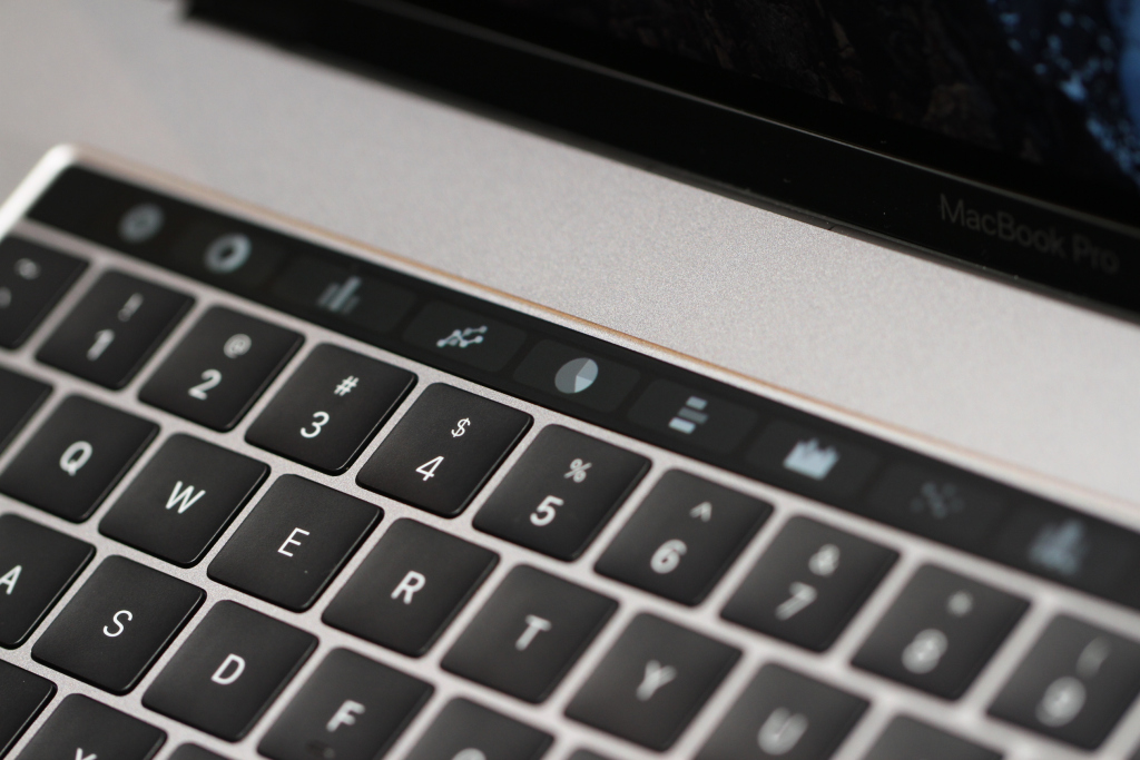 苹果发布全新 MacBook Pro  你的肾准备好了吗 智能公会