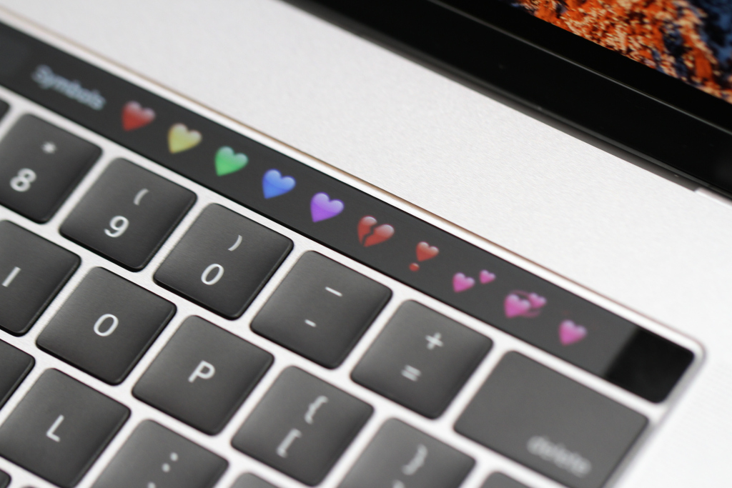 苹果发布全新 MacBook Pro  你的肾准备好了吗 智能公会