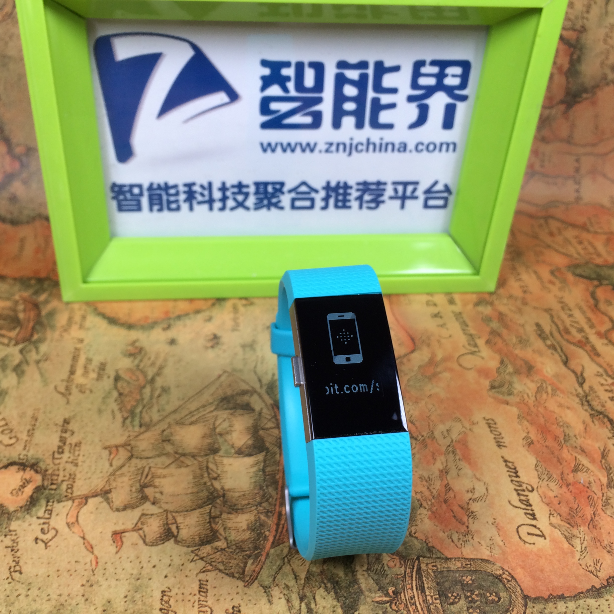 Fitbit Charge 2智能健身手环评测：更好的你，从心开始 智能公会