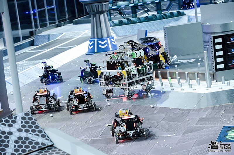 大疆RoboMasters入驻AWE 机甲竞赛机器人将空降魔都 智能公会