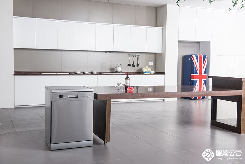 大容量精工艺，东芝全智能洗碗机T1 让优雅厨房生活更净一步  智能公会