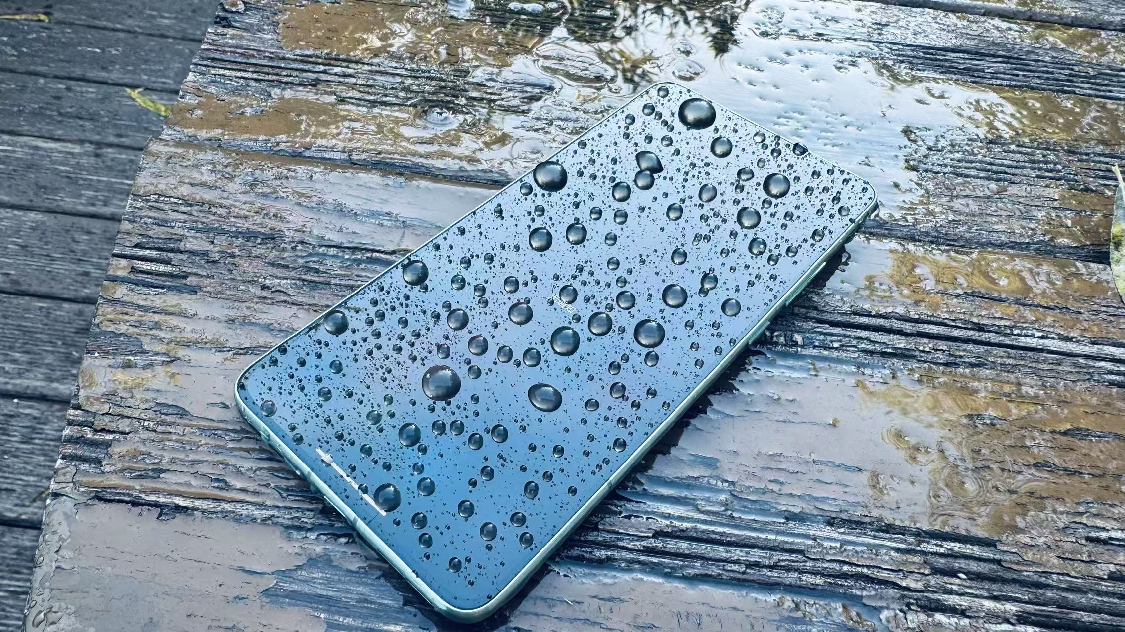 轻薄全能旗舰 体验无短板 联想moto X70 Air AI手机深度评测 轻薄全能旗舰 体验无短板 联想moto X70 Air AI手机深度评测 智能公会