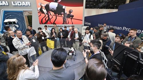 CES 2026 爆火出圈，Vbot超能机器狗开启全球... 智能公会 全球智能产品评测和资讯平台