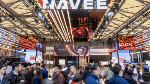 三维出行×全场景智能：探路生态2026AWE首秀...