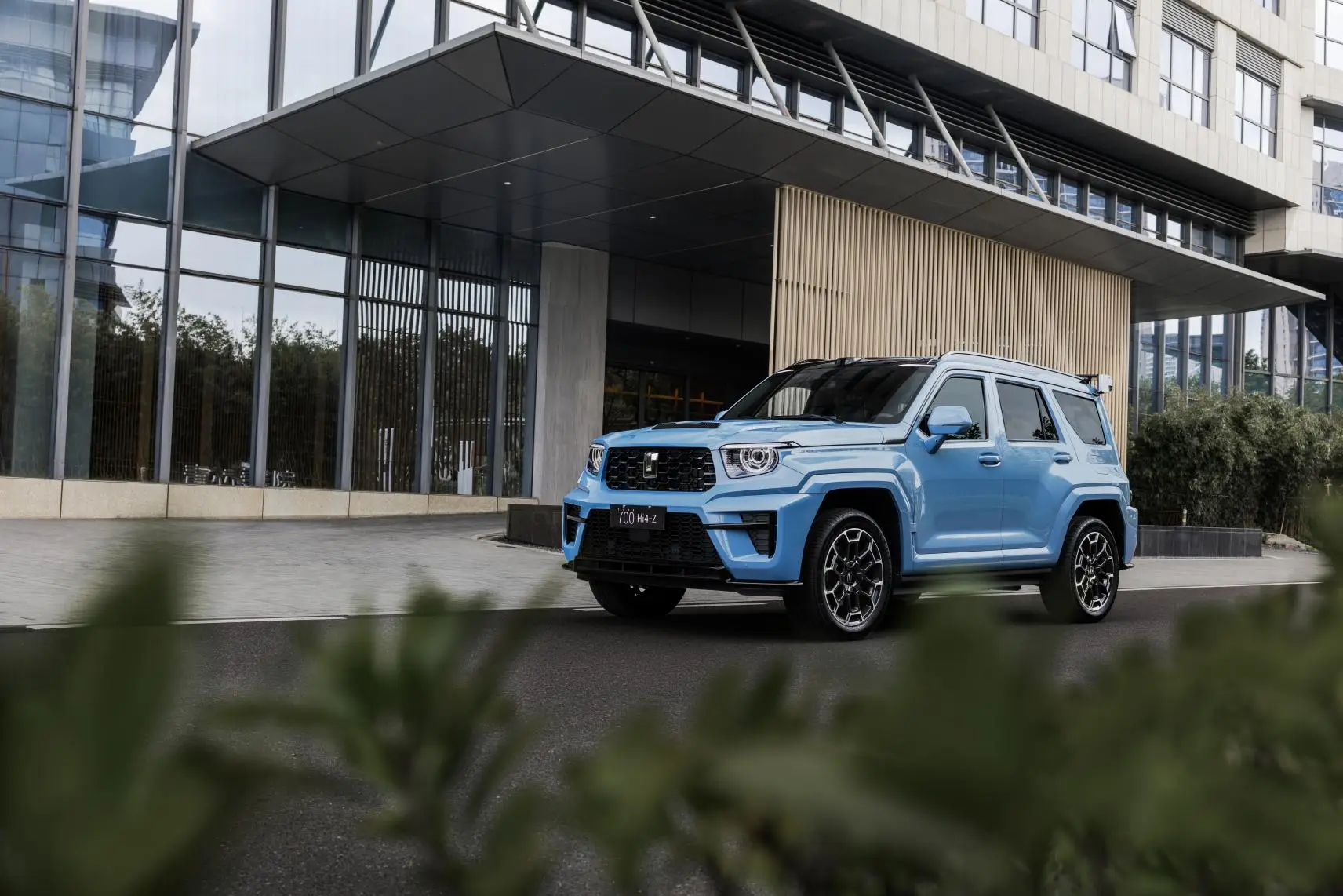 坦克700预售43.8万起：2.0T定义“泛越野”，硬派老炮还买账吗？ 智能公会