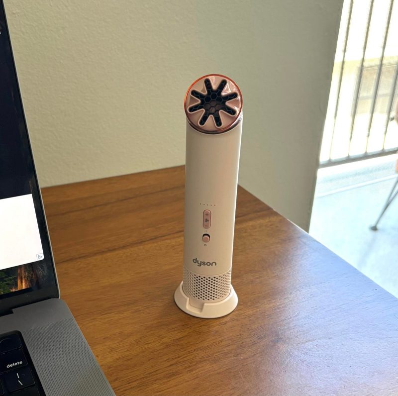 戴森发布首款便携风扇 99 美元你买吗？ -1