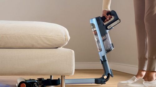 “弯腰”神机！Shark新吸尘器不仅能钻... 公会头条 智能公会 全球智能产品评测和资讯平台